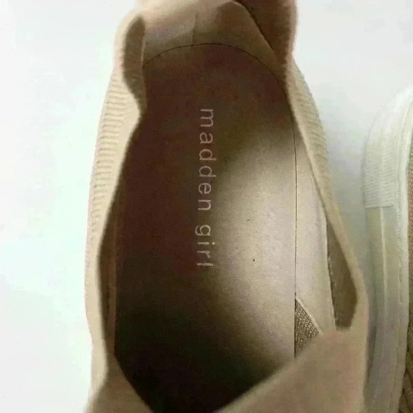 Madden Girl Brytney 7.5 Brow Ribbed Knit Fabric Sneaker Low Top Slip On platform - Picture 3 of 7